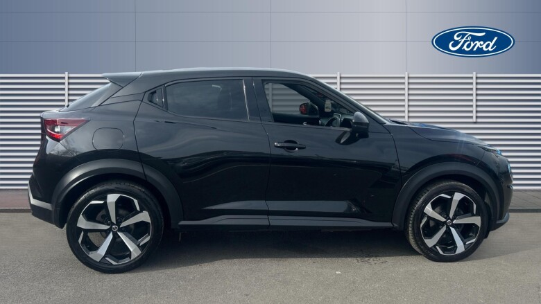 Nissan Juke 1.0 DiG-T N-Connecta 5dr DCT Petrol Hatchback